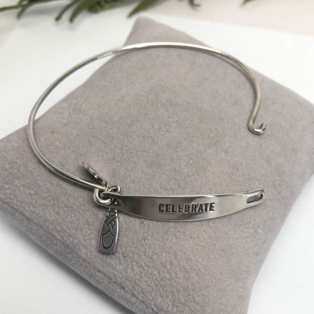 NEW💥CHAMILIA .925 Sterling Silver Bangle Bracelet - Picture 3 of 5
